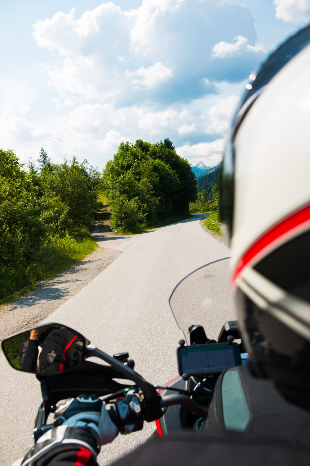 Cuánto cuesta hacer la Transpirenaica en moto - Opciones - Opciones a tener en cuenta Cuánto cuesta hacer la Transpirenaica en moto - Opciones - Opciones a tener en cuenta